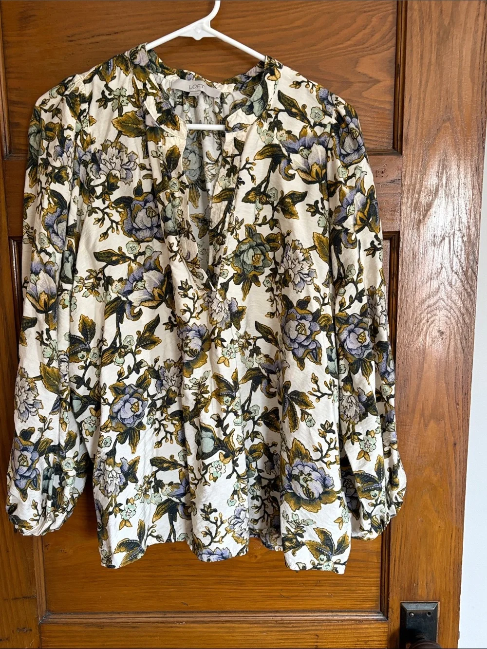 LOFT Cream Floral V-Neck Blouse with Puff Sleeves